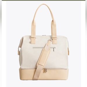 Like new ✨Beis Mini weekender bag